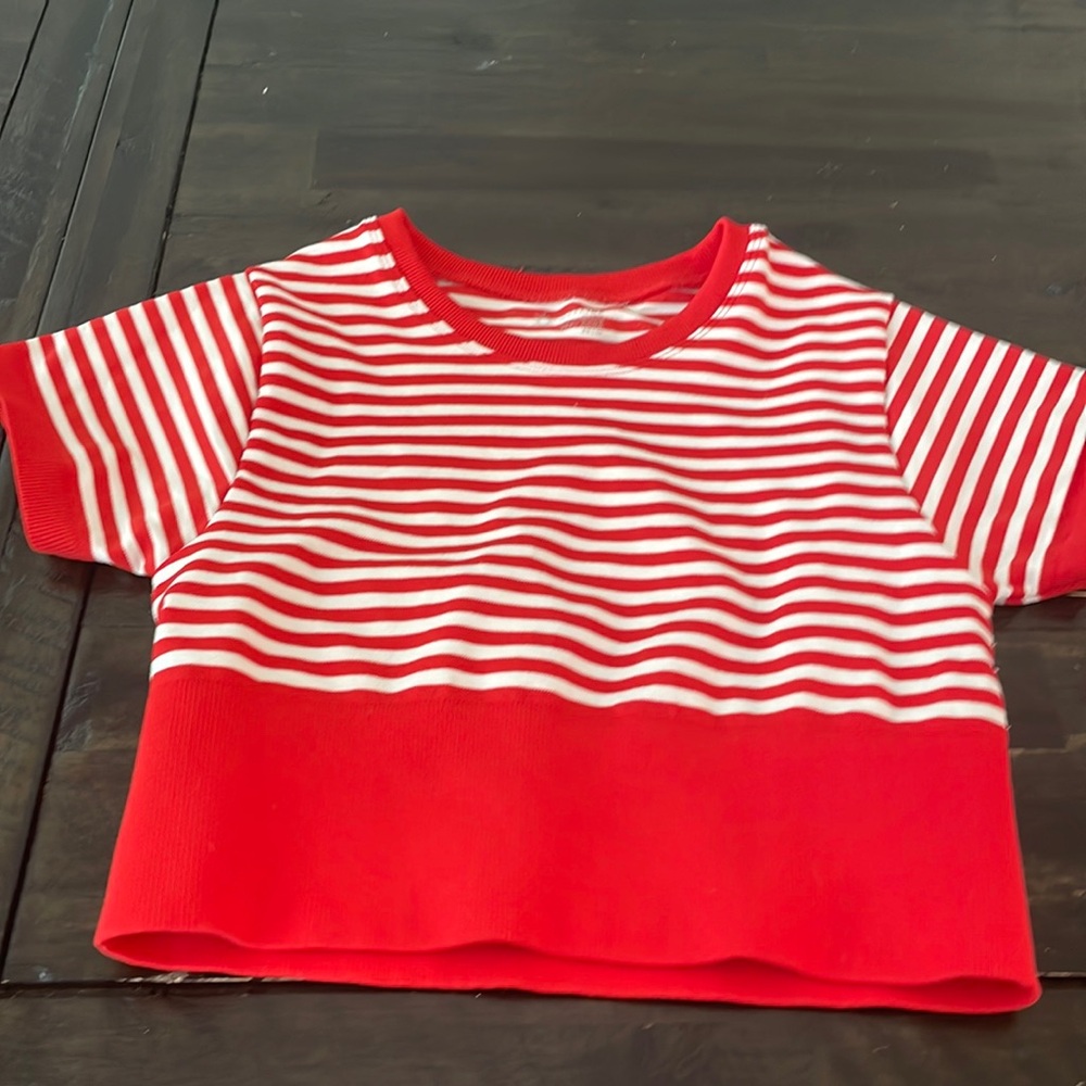 women’s aerie offline xs tshirt